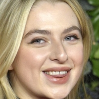 Anais Gallagher Nahé