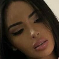 Angela Castellanos Nahé