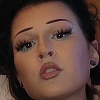 Ari Hartless Nahé
