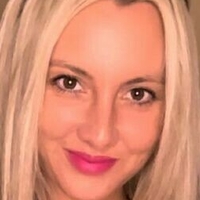 Ashlee Louise Nahé