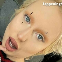 carla_love Nahé