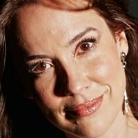 Claudia Campolina Nahé