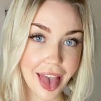 cuteblondiemaya Nahé