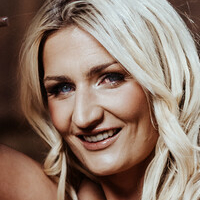 Dieselblondie Cindy Nahé