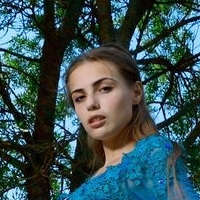 Elle Tan Nahé