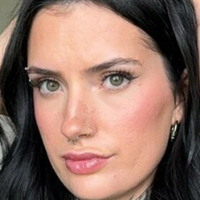 Emily Sullivan Nahé