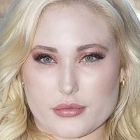 Hayley Hasselhoff Nahé
