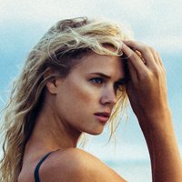 Holly Graves Nahé