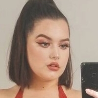 Holly Indigo Nahé