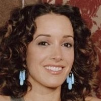 Jennifer Beals Nahé