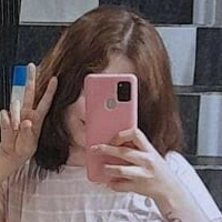 Katie_roberts_ Nahé