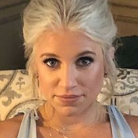 Kelly Stafford Nahé