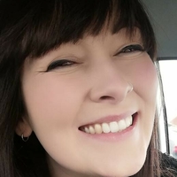 Kirsty Nahé