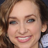 Lauren Lapkus Nahé