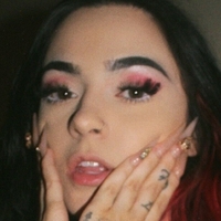 Littlexred Nahé