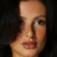 Maxine Meneghetti Nahé