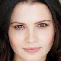 Meganne Young Nahé