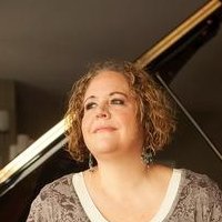 Michelle McLaughlin Nahé
