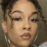 MissThickems Nahé