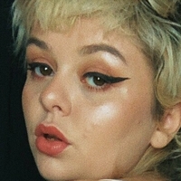 pamelablondefree Nahé