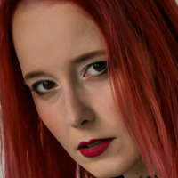 Ria.model Nahé