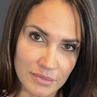Solana Wolf Nahé