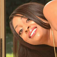 therealcarmenhayes Nahé