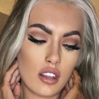 Xavia Brook Nahé