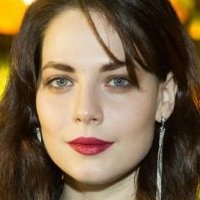 Yuliya Snigir Nahé