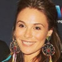 Zoe Naylor Nahé