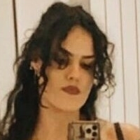 Zsofia93 Nahé